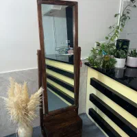 آیینه قدی