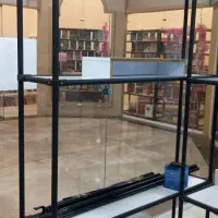 نیروی کار خانم صندوقدار.اشپز.