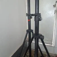 پایه بلندگو