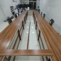 میز کنفرانس