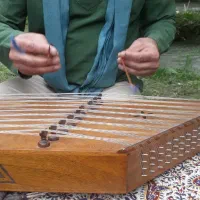 آموزش سنتور چند شعبه دراصفهان