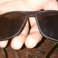 عینک آفتابی سالم