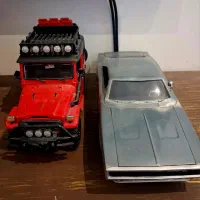 دوعدد ماکت ماشین