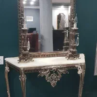 آینه و شمعدان و کنسول نقره