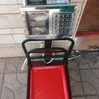 آگهی تایید شده  ترازو ۴۰کیلویی فروشگاهی محک باسکول|فروشگاه و مغازه|شیراز, راهنمایی|دیوار