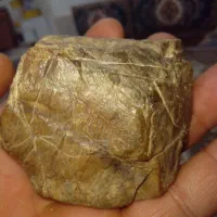 شهاب سنگ|کلکسیون اشیاء عتیقه|تربت‌حیدریه, پائین ولایت|دیوار