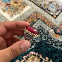 دو تا انگشتر یک شجر سنگ