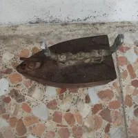 اتو ذغالی 100 ساله|کلکسیون اشیاء عتیقه|چالوس, |دیوار