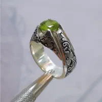 انگشترزبرجد|جواهرات|کاشان, کارگر|دیوار