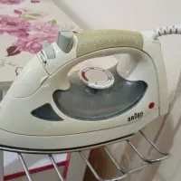 اتو براون به همراه میز اتو اشانتیون