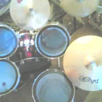 درامز ست|درام و پرکاشن|تهران, کن|دیوار