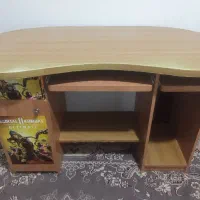 میز کامپیوتر