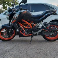 کی تی ام دوک ۲۵۰ مشکی نارنجی