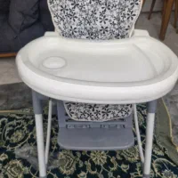 صندلی غذای کودک