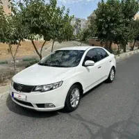 کیا سراتو سایپا اتوماتیک 2000cc، مدل ۱۳۹۵ تمیز