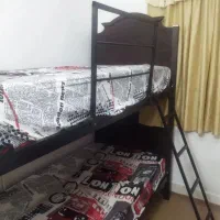 تخت دو طبقه چوبی