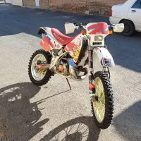 crm250 سی ار ام|موتورسیکلت|شبستر, |دیوار