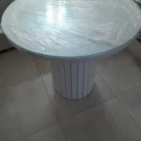 میز ناهار خوری تک