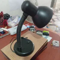 چراغ مطالعه|لامپ و چراغ|شیراز, فرودگاه شهید دستغیب شیراز|دیوار