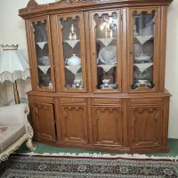 بوفه تمیز تمام چوب  دو تیکه هم میشه