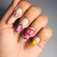 ترمیم ناخن حرفه ای بلوار نصر ۲۹۰تومان|خدمات آرایشگری و زیبایی|کرمان, |دیوار