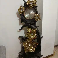 باسلام یک عدد ساعت سالم ویک عددبوفه بدون وسایل