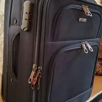 فوری / چمدان سایز کوچک نو و سالم مناسب جهیزیه