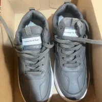 کتونی طوسی سایز 41 نو