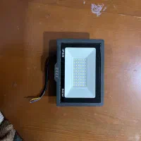 پرژکتور ۵۰وات و ۱۰۰وات نور مهتابی|لامپ و چراغ|تهران, حکیمیه|دیوار