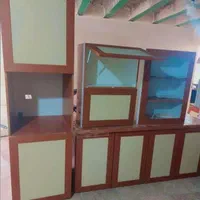 کابینت چوبی تمیز|کتابخانه، شلف، قفسه‌های دیواری|شازند, |دیوار