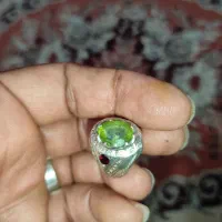 انگشتر زبرجد