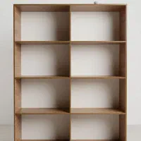 کتابخانه و قفسه چوبی