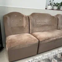 مبل|مبلمان خانگی و میز عسلی|گلوگاه, |دیوار