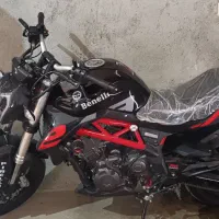 بنلی ۳۰۰ جفت سیلندر  ۴۰۳