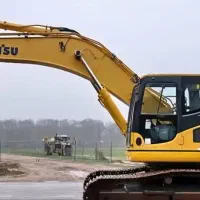 خدمات بیل مکانیکی 300 و 200 کوماتسو خط 7 معادن|ماشین‌آلات صنعتی|ساوه, |دیوار