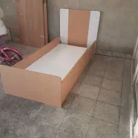 تخت تکی ام دی اف پاک چوب خارجی در حد نو|تخت و سرویس خواب|تهران, علم و صنعت|دیوار