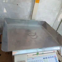 ترازو محک درمیوه فروشی
