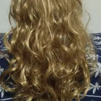 فروش کلاه گیس (پوستیژ) وارداتی و کرم‌پودر رستیکا