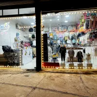 واگذاری اجناس سیسمونی و پوشاک بچگانه|کفش و لباس بچه|بانه, |دیوار