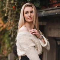 ناخن کار مژه کار