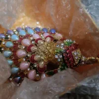 جای جواهری طاووس نونو
