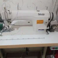 چرخ خیاطی در حد نو قیمت بیست و چهار میلیون تومن