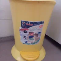 سطل آشغال پدالی