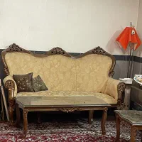 مبل سلطنتی تمیز بدون هیچ مشکلی