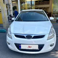 هیوندای  i20