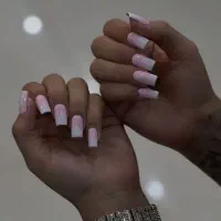 کاشت ناخن و ترمیم همکار