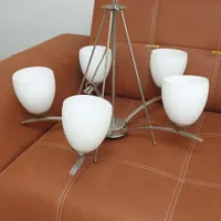 لوستر و دیوارکوب