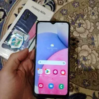 گوشی نو با کارتن و شارژز قیمت پایین