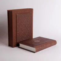 قرآن نفیس گلاسه وزیری همراه باقاب(کد۲۶)    فخررازی