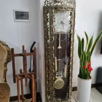 ساعت ایستاده برنزی